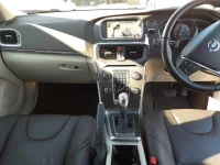 Volvo V40 лот № 38002 оценка 4.5  с аукциона в Японии 8