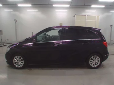 Mercedes-Benz B CLASS