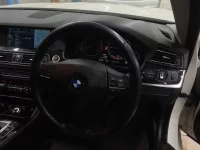 BMW 5-Series лот № 10111 оценка 4  с аукциона в Японии 6