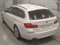 BMW 5-Series лот № 10111 оценка 4  с аукциона в Японии 5