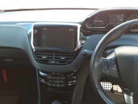 Peugeot 208 лот № 10090 оценка 4  с аукциона в Японии 8