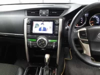 Toyota MARK X лот № 36059 оценка 4  с аукциона в Японии 8