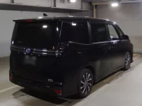 Toyota VOXY лот № 2297 оценка 4  с аукциона в Японии 1