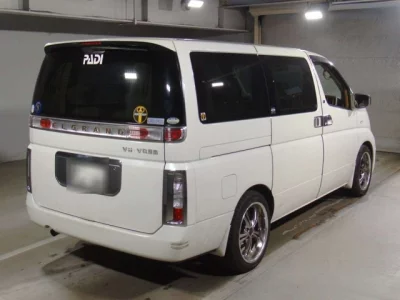 Nissan ELGRAND  с аукциона в Японии