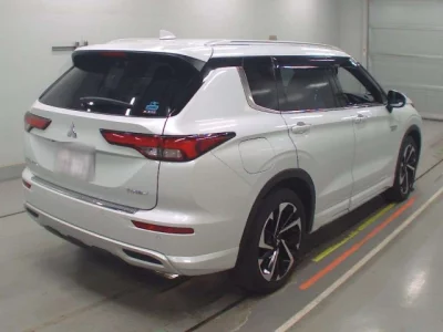 Mitsubishi OUTLANDER PHEV