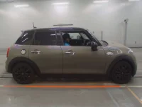 BMW MINI лот № 20183 оценка 4.5  с аукциона в Японии 2