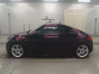 Audi TT лот № 38124 оценка 4  с аукциона в Японии 3