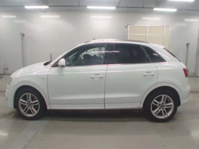 Audi Q3  с аукциона в Японии