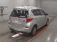 Toyota RACTIS лот № 10274 оценка RA  с аукциона в Японии 1