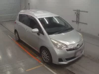 Toyota RACTIS лот № 10274 оценка RA  с аукциона в Японии 4