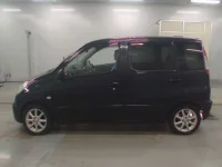 Toyota FUNCARGO лот № 10257 оценка 3.5  с аукциона в Японии 3