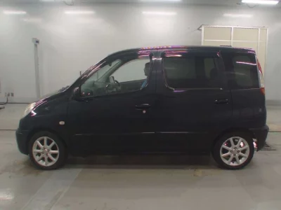 Toyota FUNCARGO  с аукциона в Японии
