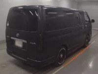 Toyota HIACE VAN лот № 30295 оценка 3.5  с аукциона в Японии 1