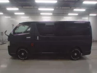 Toyota HIACE VAN лот № 30295 оценка 3.5  с аукциона в Японии 3