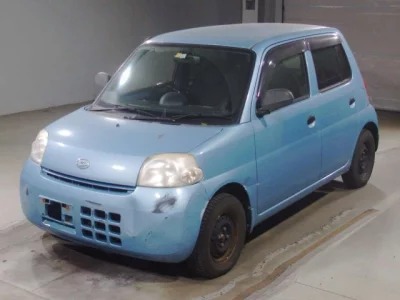 Daihatsu Esse