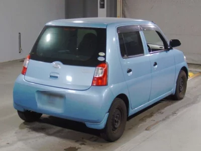 Daihatsu Esse