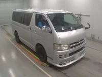 Toyota HIACE VAN лот № 30338 оценка 3  с аукциона в Японии 4