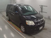 Toyota NOAH лот № 30368 оценка 3  с аукциона в Японии 4