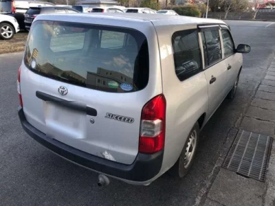 Toyota SUCCEED