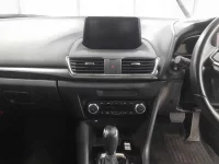 Mazda AXELA лот № 30334 оценка 3  с аукциона в Японии 8