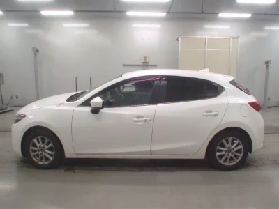 Mazda AXELA  с аукциона в Японии