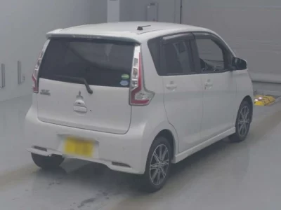 Mitsubishi EK CUSTOM