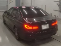 BMW 5-Series лот № 38125 оценка 4.5  с аукциона в Японии 5