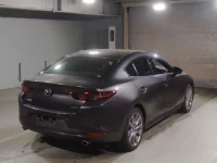 Mazda MAZDA3 лот № 30064 оценка 4  с аукциона в Японии 1