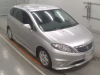 Honda EDIX лот № 10330 оценка 4  с аукциона в Японии 4