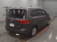 Volkswagen GOLF TOURAN лот № 20281 оценка 4.5  с аукциона в Японии 1