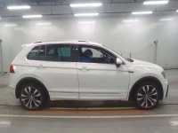 Volkswagen TIGUAN лот № 20279 оценка 4.5  с аукциона в Японии 2