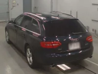Audi A4 лот № 38134 оценка 4  с аукциона в Японии 5