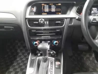 Audi A4 лот № 38134 оценка 4  с аукциона в Японии 8