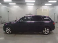 Audi A4 лот № 38134 оценка 4  с аукциона в Японии 3