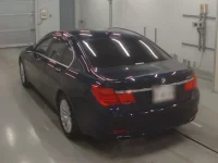 BMW 7-Series лот № 38130 оценка 4  с аукциона в Японии 5