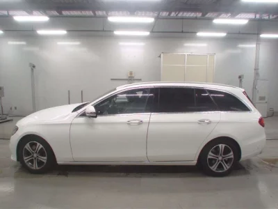 Mercedes-Benz E CLASS WAGON