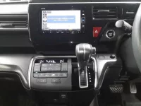 Honda STEP WAGON лот № 30420 оценка 4.5  с аукциона в Японии 8