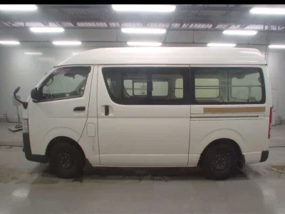 Toyota HIACE VAN  с аукциона в Японии