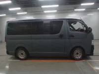 Toyota HIACE VAN лот № 30453 оценка R  с аукциона в Японии 2