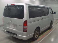 Toyota HIACE VAN лот № 30470 оценка RA  с аукциона в Японии 1