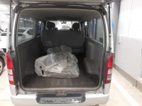 Toyota HIACE VAN лот № 30470 оценка RA  с аукциона в Японии 8