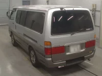 Toyota HIACE VAN лот № 40095 оценка 3.5  с аукциона в Японии 5