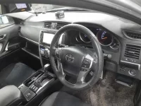 Toyota MARK X лот № 30463 оценка 4  с аукциона в Японии 6