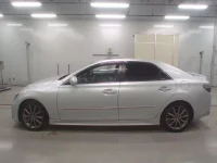 Toyota MARK X лот № 30463 оценка 4  с аукциона в Японии 3