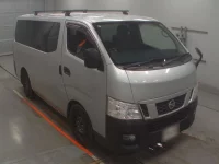 Nissan CARAVAN VAN лот № 30447 оценка 3  с аукциона в Японии 4