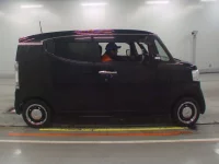 Honda N BOX SLASH лот № 352 оценка 4.5  с аукциона в Японии 2
