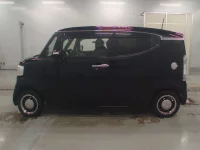 Honda N BOX SLASH лот № 352 оценка 4.5  с аукциона в Японии 3