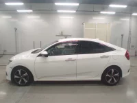 Honda CIVIC лот № 30475 оценка RA  с аукциона в Японии 3