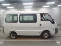 Mazda BONGO VAN лот № 10358 оценка R  с аукциона в Японии 2