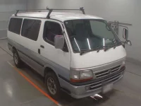 Toyota HIACE VAN лот № 30540 оценка 3  с аукциона в Японии 4